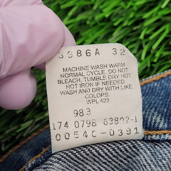 Vintage LEVIS 540 Relaxed Jeans 34x29 (36x29) Blue - Picture 7 of 16